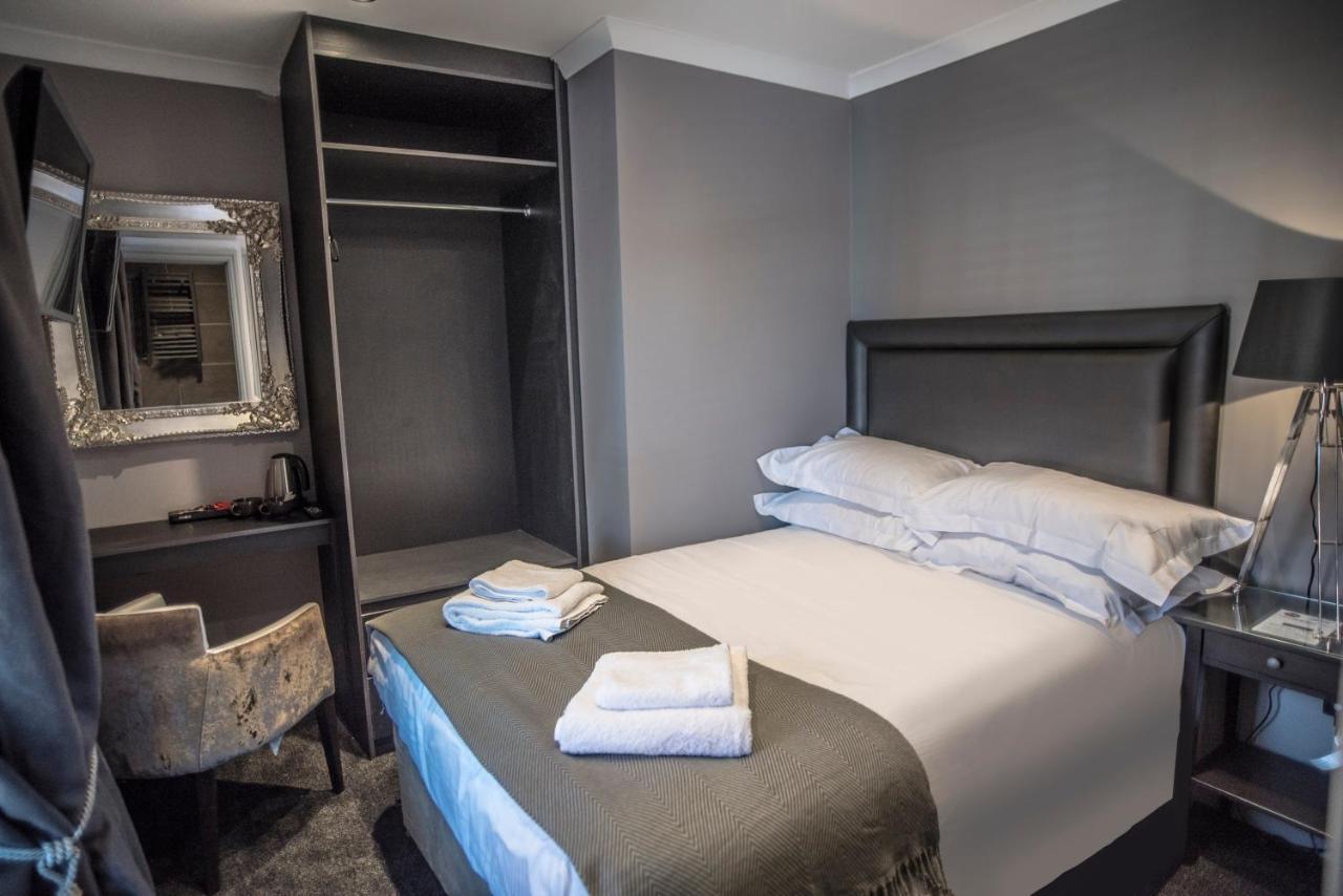 เอ็น อิสตา บูติกรูมส์ เบิร์คเดล - เซาท์พอร์ต Hotel ภายนอก รูปภาพ